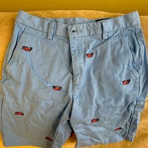 Vineyard Vines Boys shorts size 12